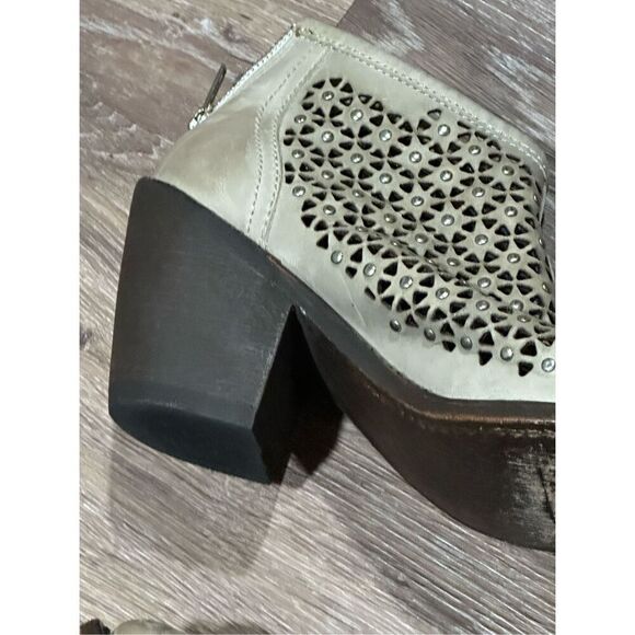 Independent boot company 7.5 ankle heeled bootie boots - Picture 11 of 13